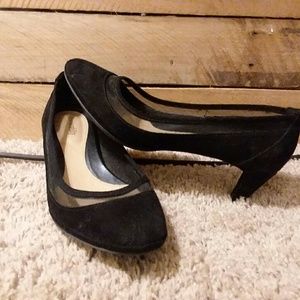 Solesenseability short heeled shoe